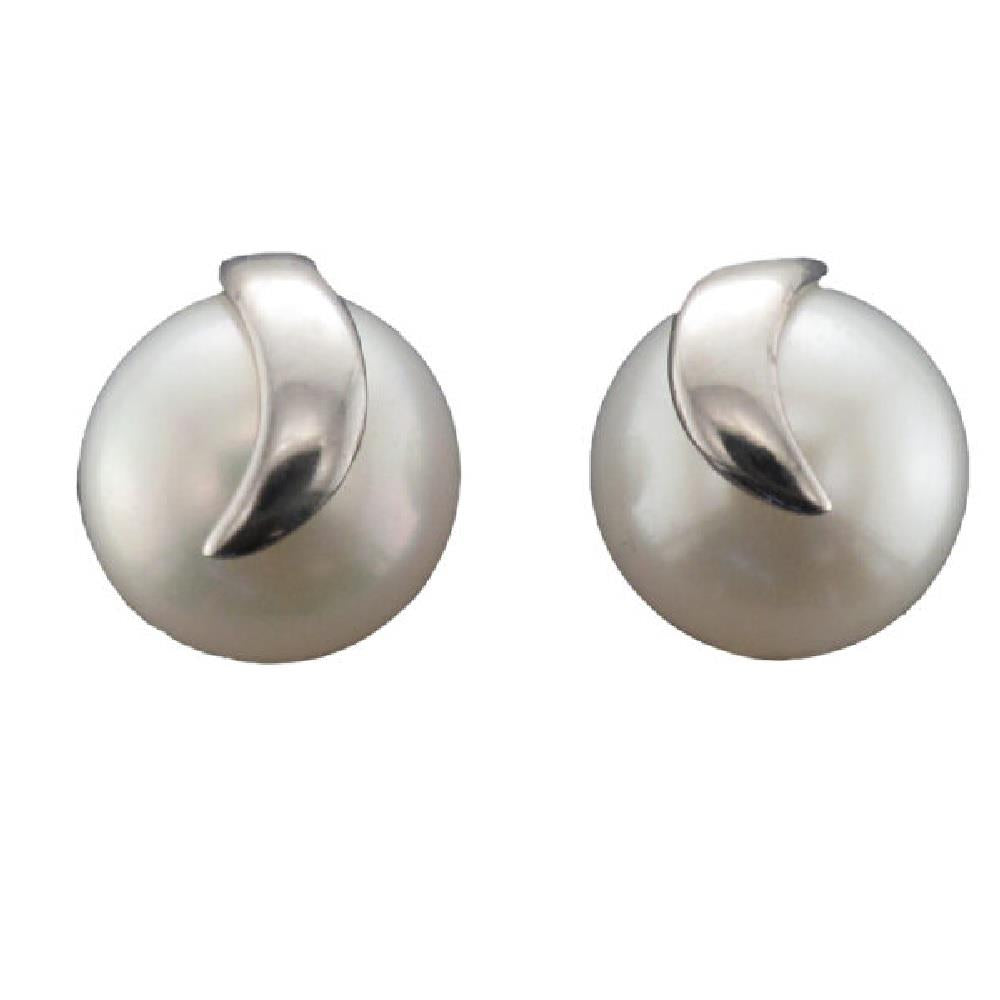 9ct White Gold Freshwater Pearl Earrings