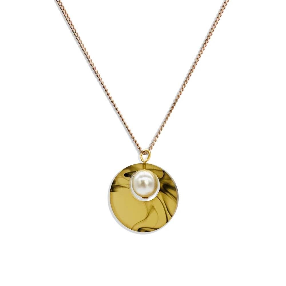 Charming Pearl Circle Pendant - Tortoiseshell