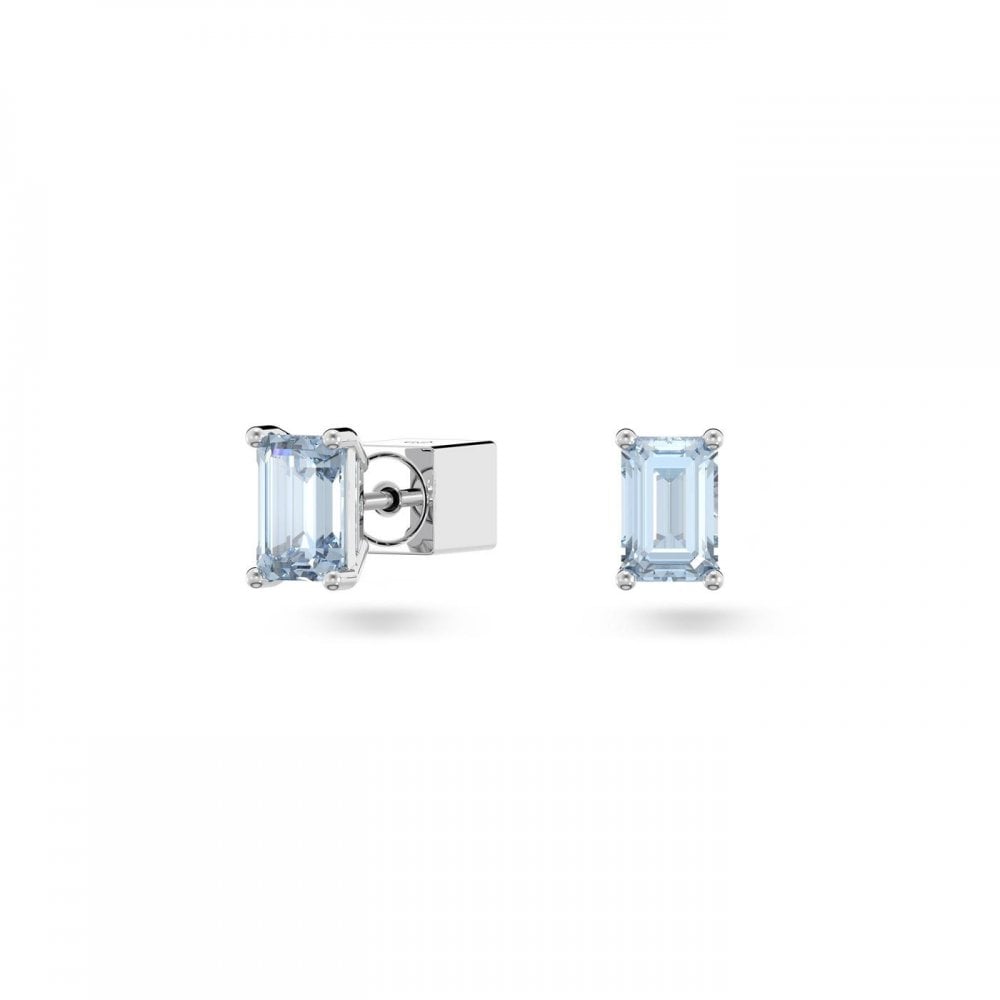 Stilla Stud Earrings
